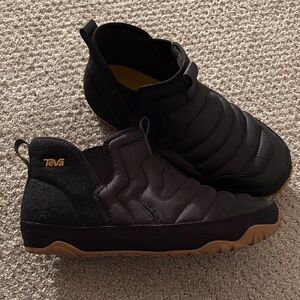 Teva ReEmber Terrain Mid shoes